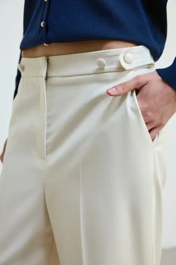 Boru Paça Beli Düğmeli Pantolon - Ekru - 4