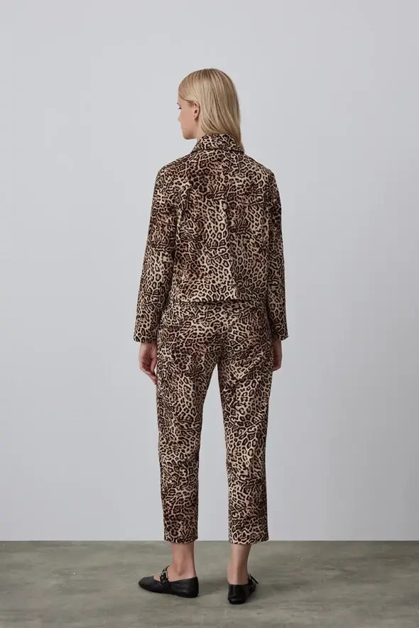 Canvas Jacket with Leopard Pattern - Brown - 6