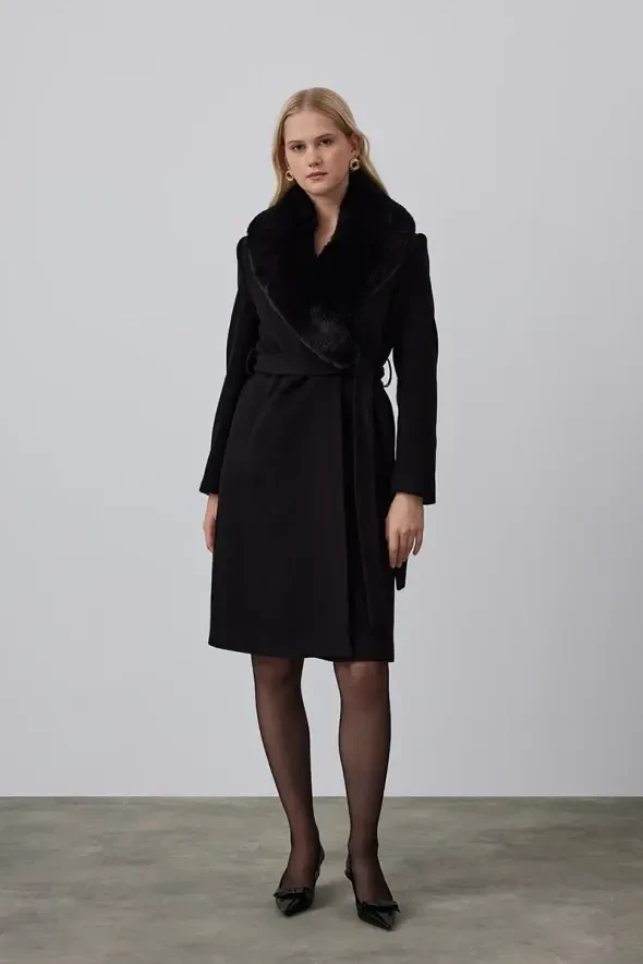 Cashmere Coat with Fur Collar - Black - 3