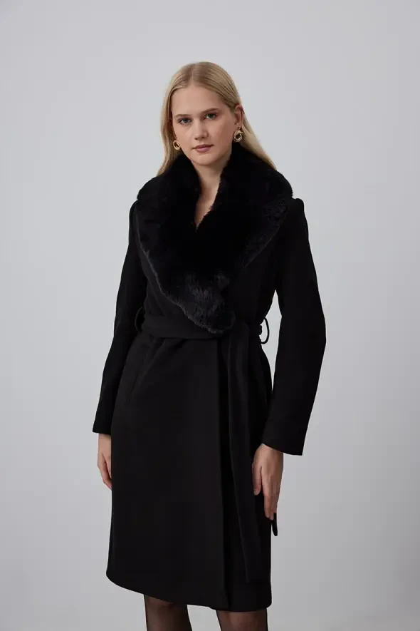 Cashmere Coat with Fur Collar - Black - 6