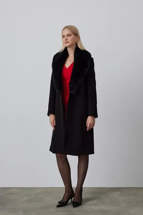 Cashmere Coat with Fur Collar - Black - 4