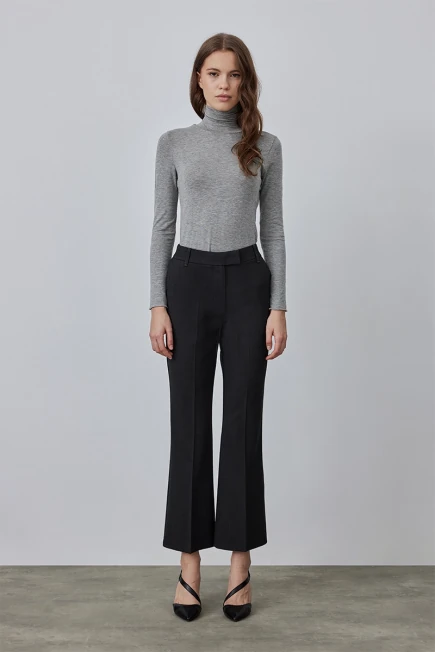H BEAUTY&YOUTH UNITED ARROWS（エイチビューティーアンドユース