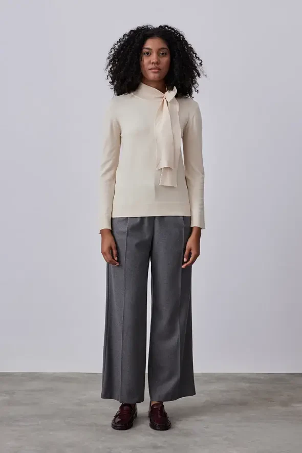 Knit Sweater with Bow Collar - Beige - 2