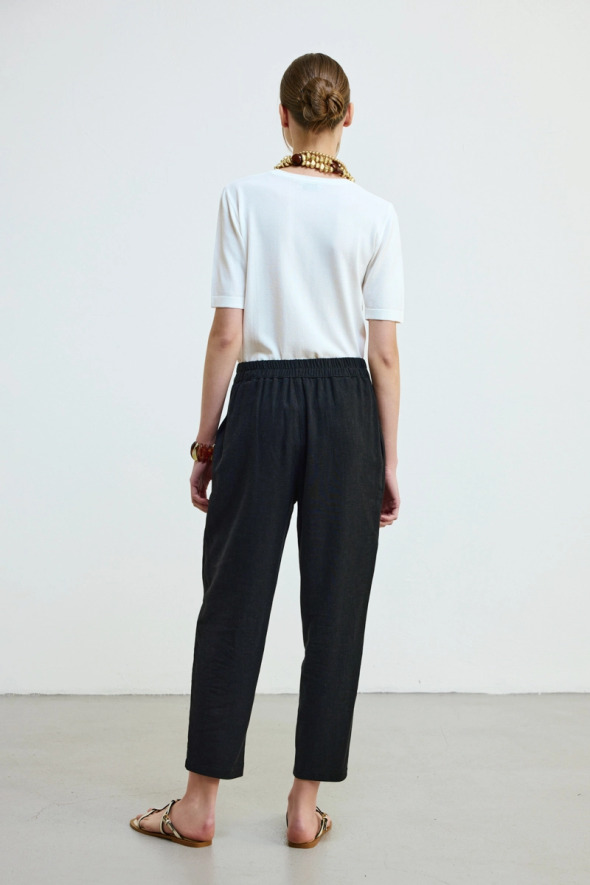 eLLa carrot pants (black) Sサイズ 美品