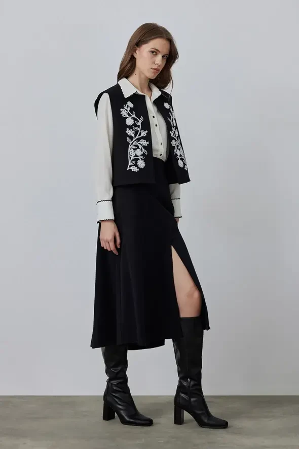 Long Canvas Skirt with Slits - Black - 4