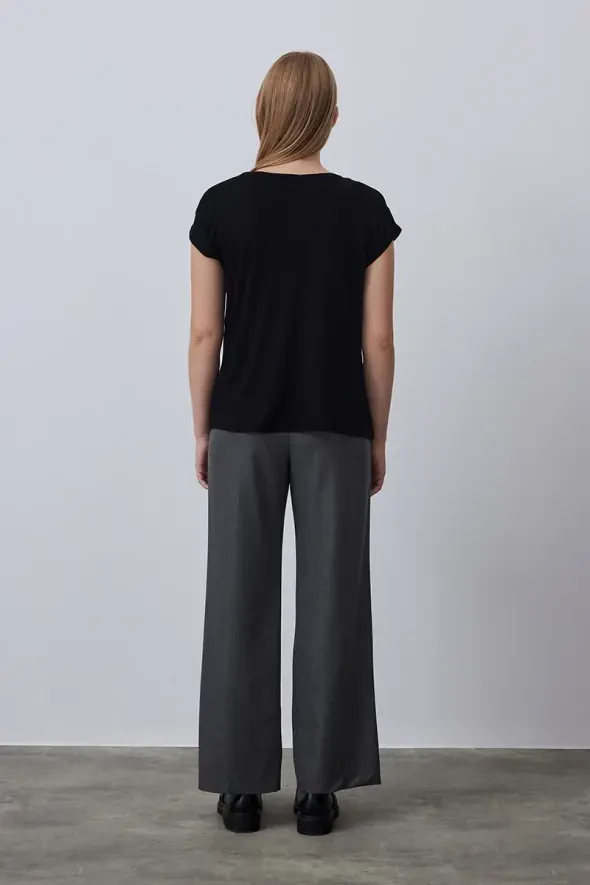 Round Neck Front Satin Tshirt - Black - 4
