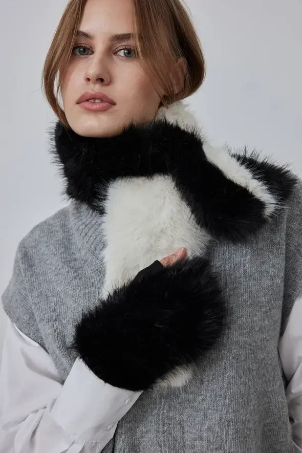 Sheepskin Gloves with Thumb Loop - Black - 3