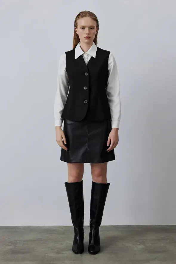 V-Neck Fabric Vest - Black - 1