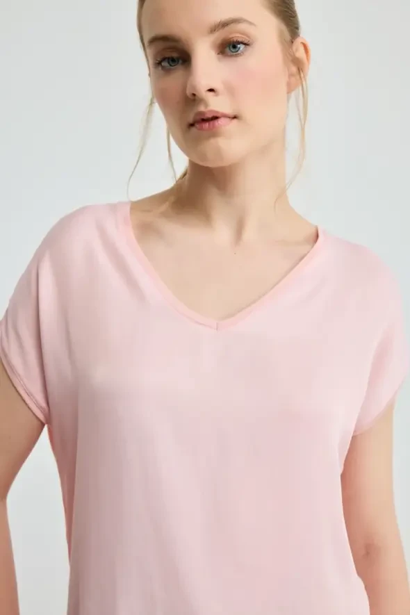 V Yaka Önü Saten Tshirt - Pembe - 3